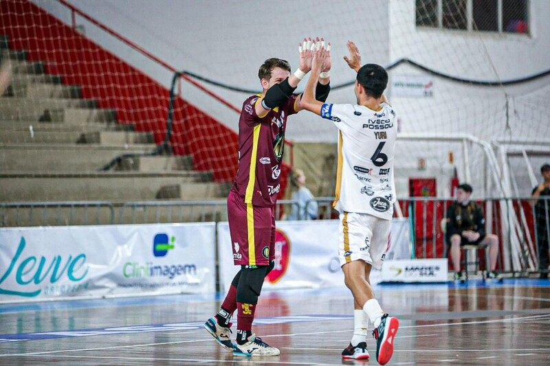 Criciúma Futsal apresenta elenco e uniformes para 2026