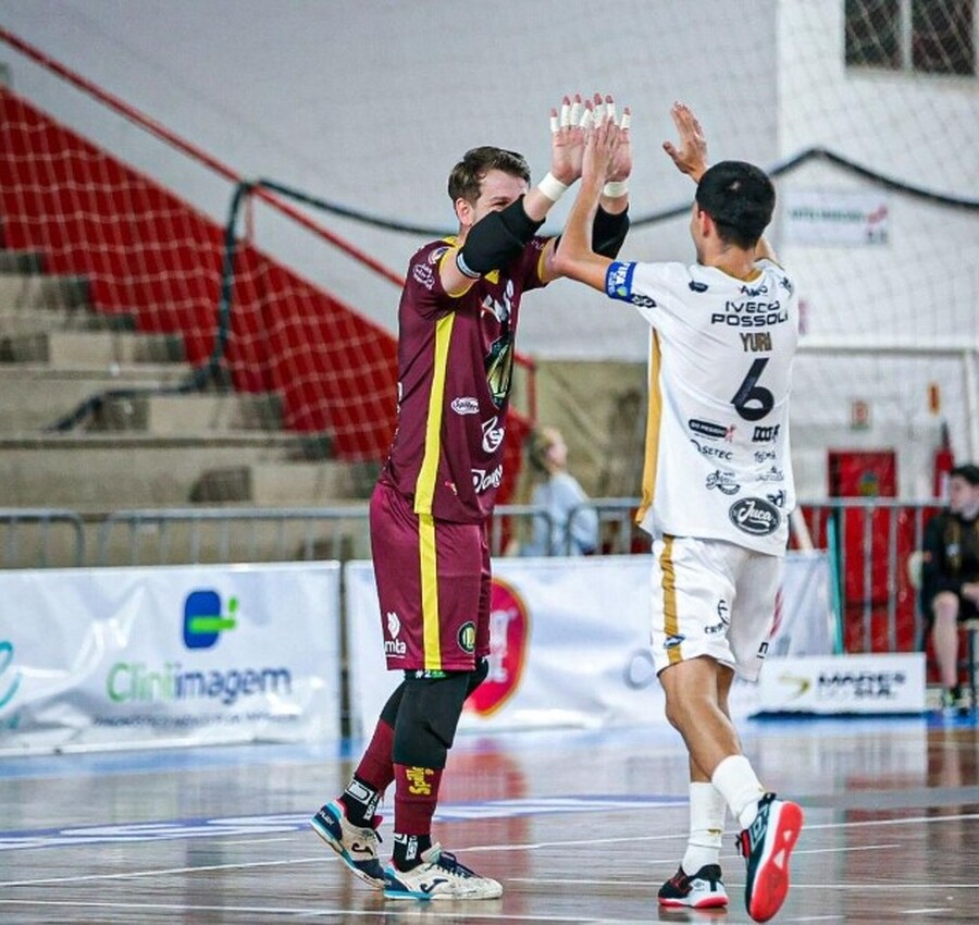 Criciúma Futsal apresenta elenco e uniformes para 2026
