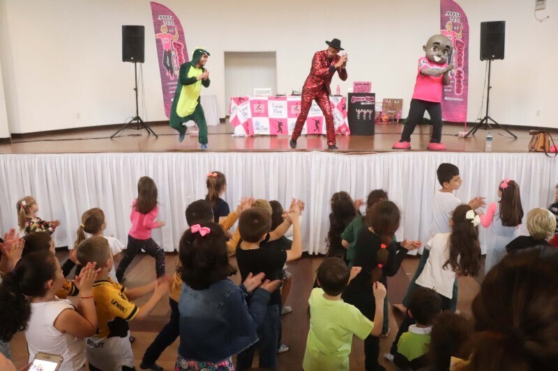 Lucas Melo comanda Dia das Crianças no Mampituba 