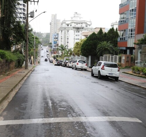 Trecho da Rua Lauro Müller, no Centro de Criciúma, terá mão única