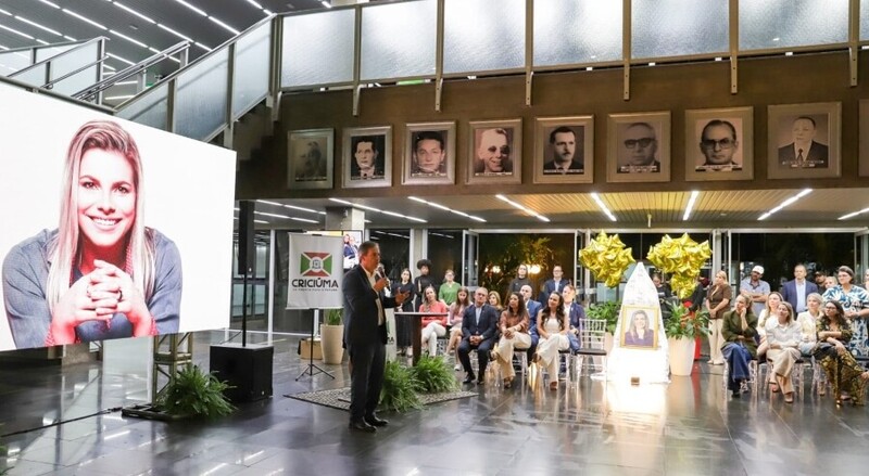 Noite de celebração e homenagem às mulheres com a Medalha Thati Teixeira