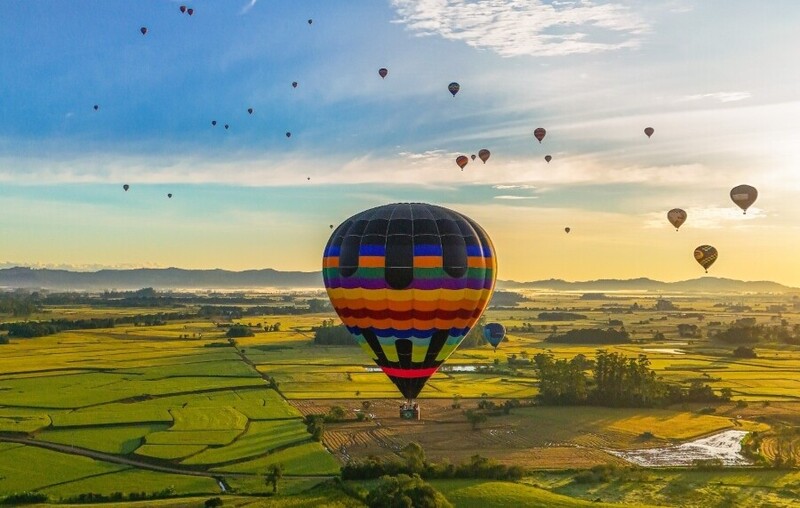 Show nacional gratuito e Festival de Balonismo neste fim de semana em Praia Grande