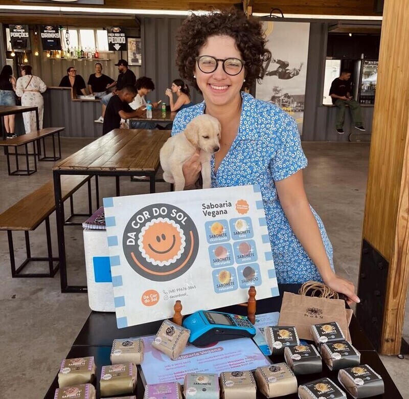Feira Caramelo reúne expositores e atrações culturais gratuitas em Criciúma
