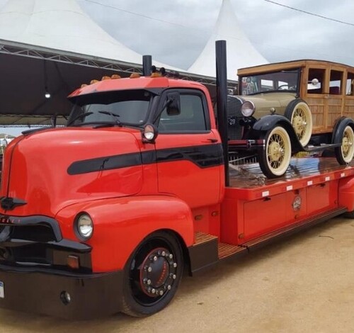 Música, carros antigos e adrenalina no 4º Rincão Motor Show
