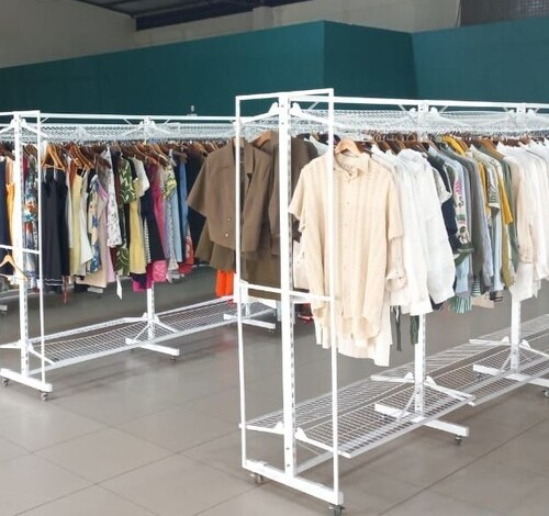 Bazar solidário em Criciúma oferece itens novos a partir de R$ 2,50