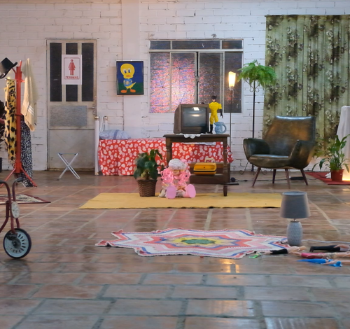 ‘Entre Ecos e Corpos’: exposição aborda memória, identidade e diversidade em Criciúma