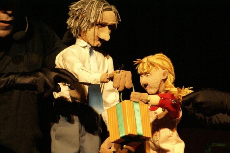 Evento gratuito: Cia Mútua abre Festival AnimaMão em Nova Veneza