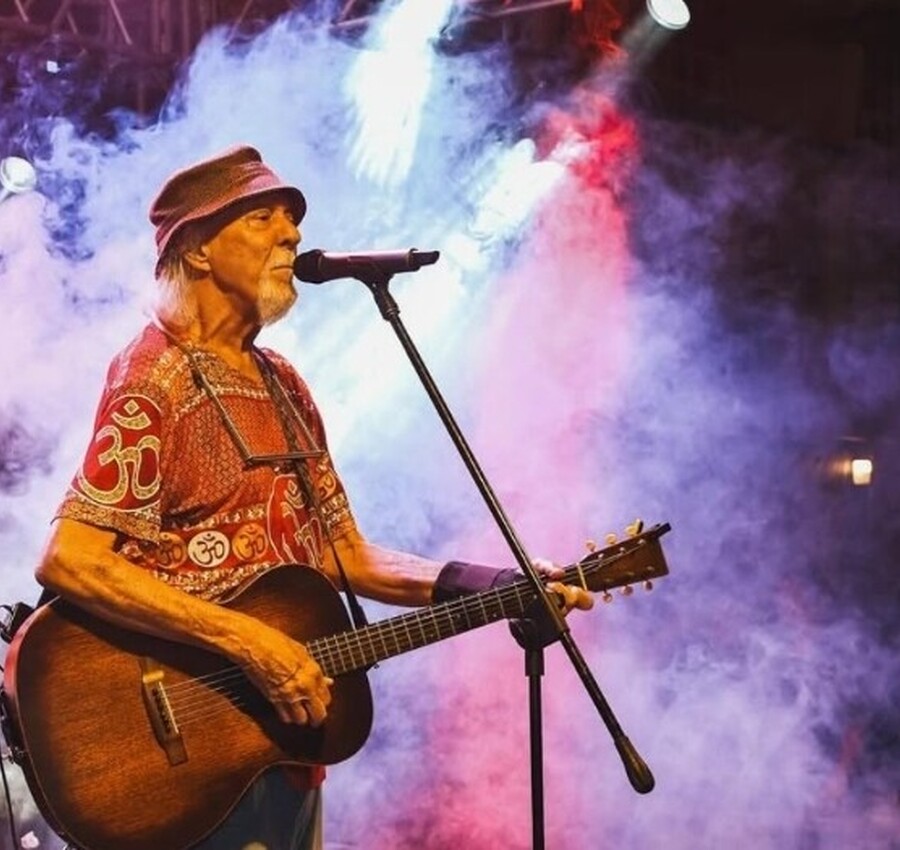 Zé Geraldo traz sucessos da MPB para jantar-show em Urussanga