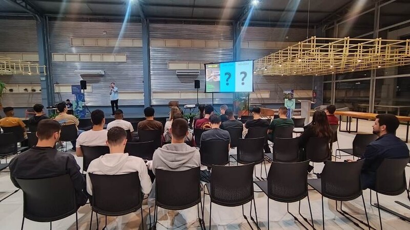 Futuro das soluções digitais pauta abertura da Feira da Inovação Unesc