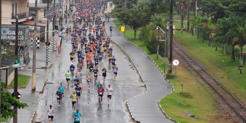 Mais de 500 competidores encaram a 4ª Corrida CDL de Içara