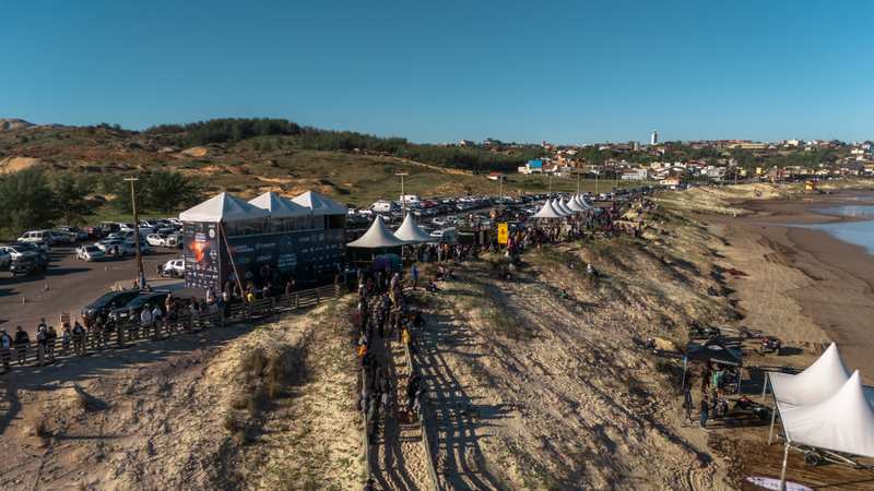 Sinal amarelo em Laguna: CBSurf Big Wave Mormaii pode ter ondas gigantes históricas