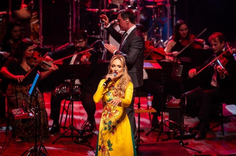 Camerata Florianópolis apresenta espetáculo 'Aquarela do Brasil' no Sul de SC