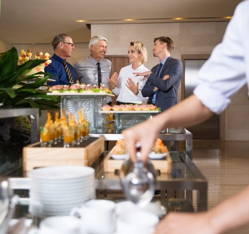 Restrições alimentares: como evitar exclusão em eventos corporativos? 