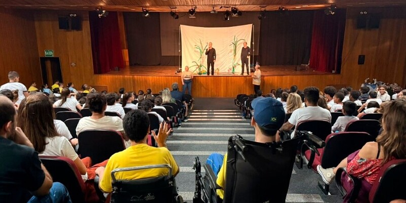 Teatro acessível: Festival AnimaMão amplia inclusão cultural
