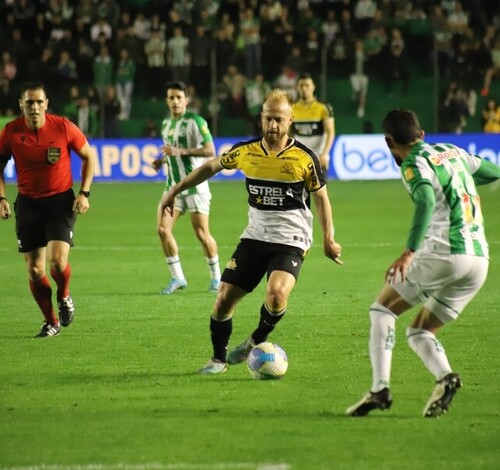 Juventude x Criciúma AO VIVO: onde assistir no YouTube, escalações e horário do jogo pela Série B