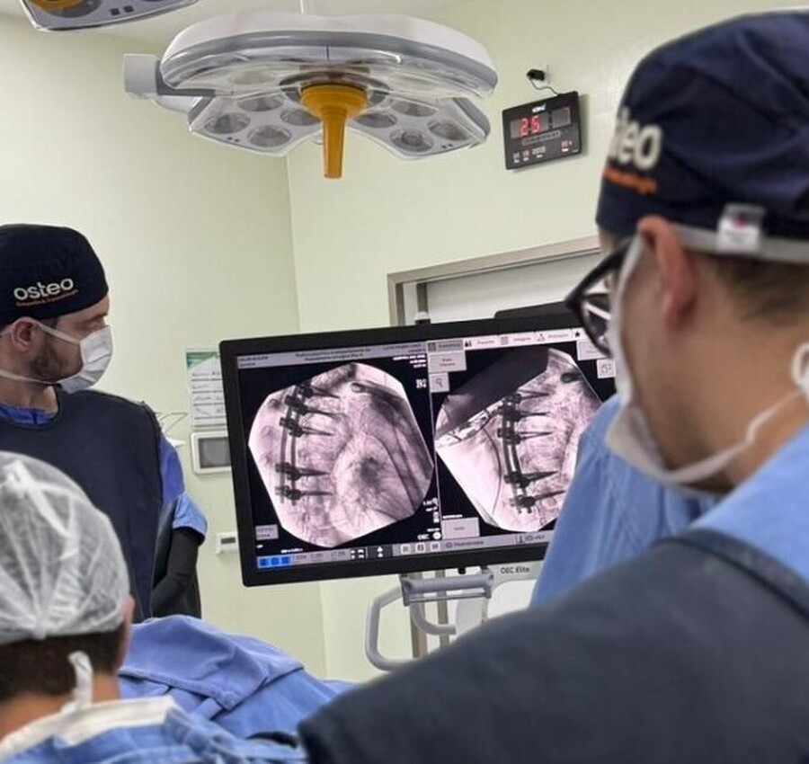 Equipe da Osteo realiza procedimento com polilaminina em Criciúma