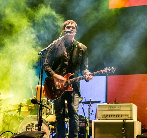Ex-Skank, Samuel Rosa faz show gratuito em Balneário Arroio do Silva