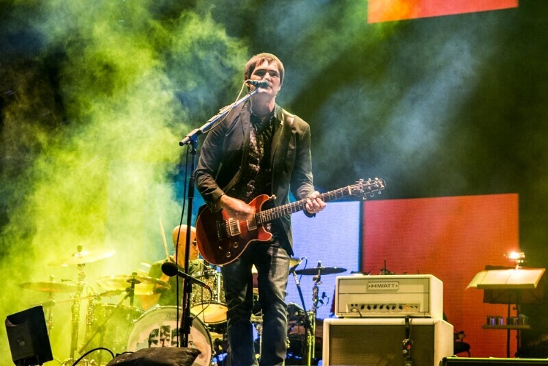 Ex-Skank, Samuel Rosa faz show gratuito em Balneário Arroio do Silva