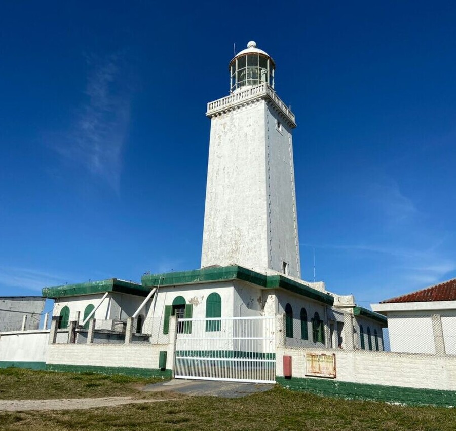 Visitação gratuita: Farol de Santa Marta celebra 135 anos com programação especial 