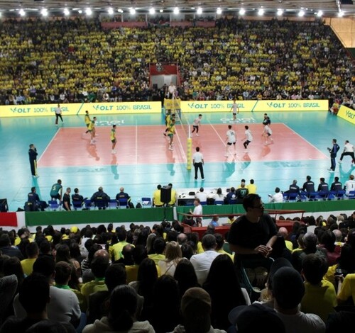 Ingressos à venda: Seleção Brasileira de Vôlei enfrenta o Chile em Criciúma e Tubarão
