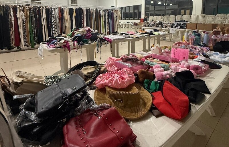 Bazar Solidário em Criciúma terá roupas novas, calçados e acessórios a preços acessíveis