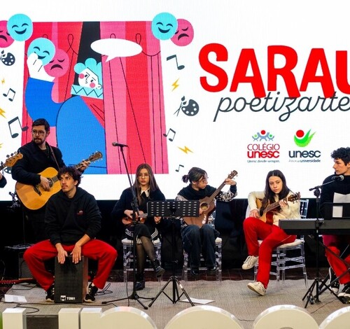 Sarau PoetizArte reúne arte, cultura e protagonismo estudantil no Colégio Unesc
