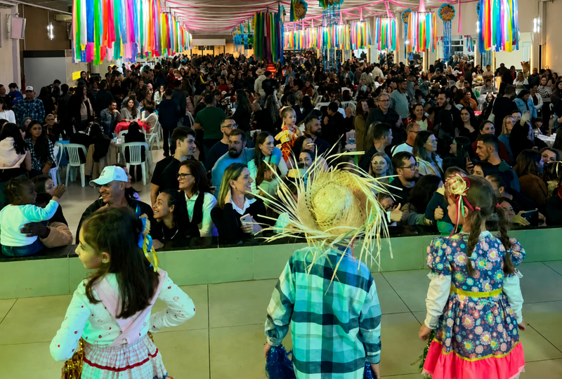Quermesse reúne mais de 3 mil pessoas e celebra tradições em Cocal do Sul