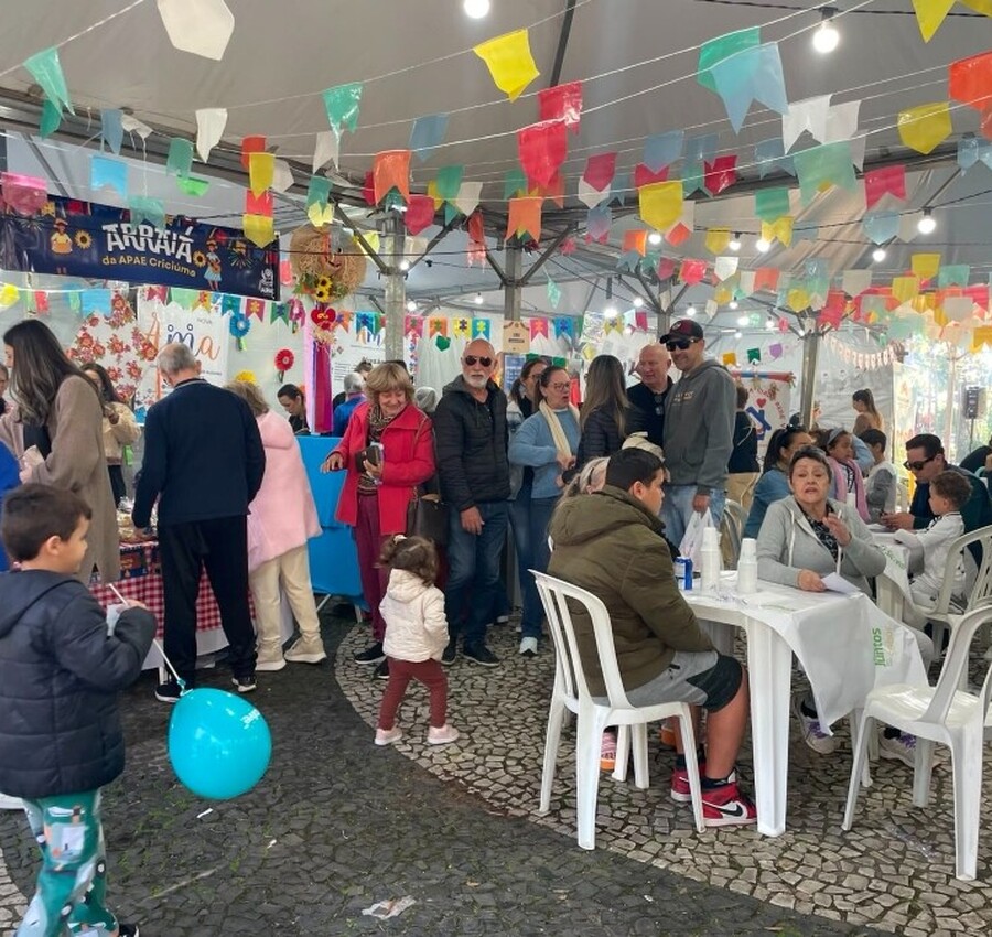Arraiá Solidário reúne entidades beneficentes no Centro de Criciúma