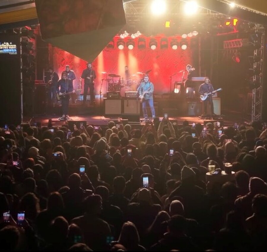 Samuel Rosa reúne grande público no encerramento da 33ª Festa do Peixe