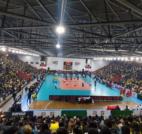 Criciúma vive noite de festa com a Seleção Brasileira de Vôlei