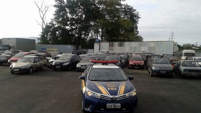 PRF realiza leilão de 647 veículos em Santa Catarina com lances a partir de R$ 250