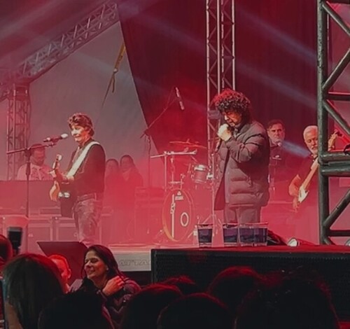 Dupla Teodoro & Sampaio reúne grande público na Festa da Tainha em Balneário Rincão