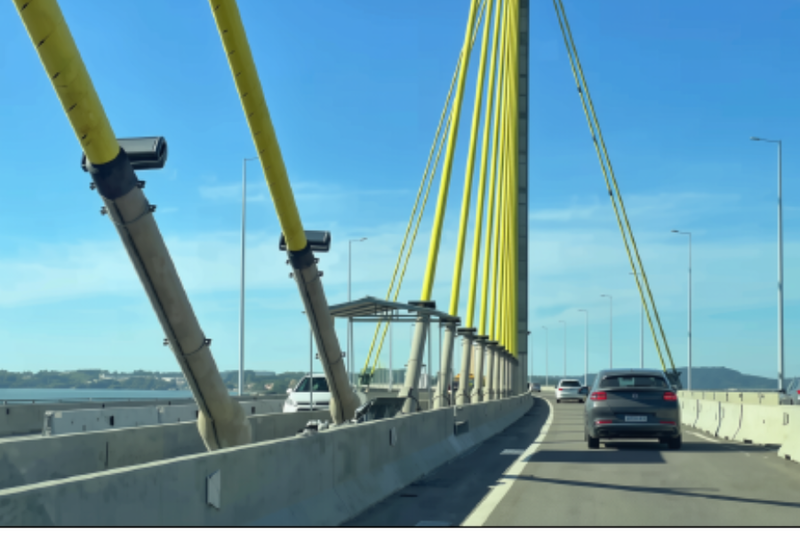 BR-101 em Laguna: circulação de veículos é liberada na Ponte Anita Garibaldi