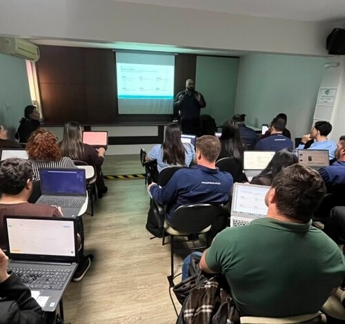 Sebrae promove imersão em ''Inteligência Artificial para Pequenos Negócios'' em Criciúma