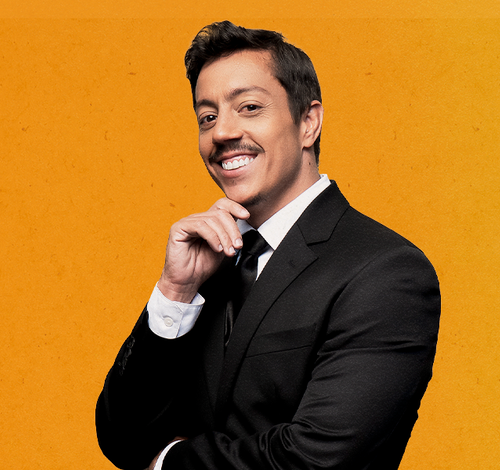 Renato Albani apresenta o stand-up ''Novo Show'' em Criciúma