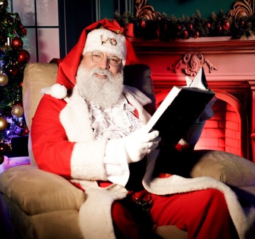 Natal em agosto? Nova Veneza reúne mais de 40 Papais Noéis em evento inédito