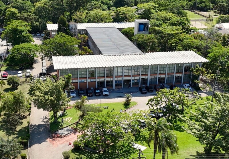 Concurso público em Santa Catarina abre 20 vagas com salário acima de R$ 11 mil