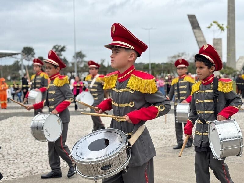 4º Encontro de Bandas e Fanfarras reúne mais de 800 estudantes em Criciúma