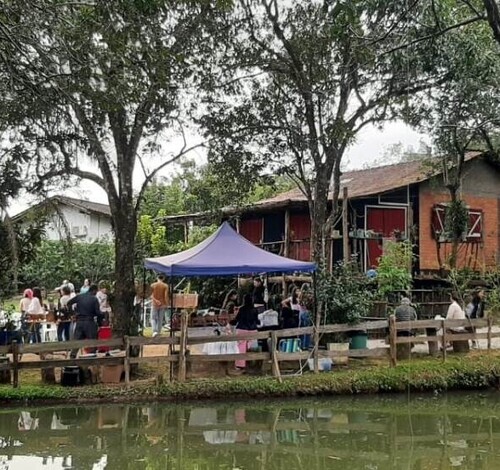 Feira Expressão Coletiva reúne arte e artesanato em Criciúma
