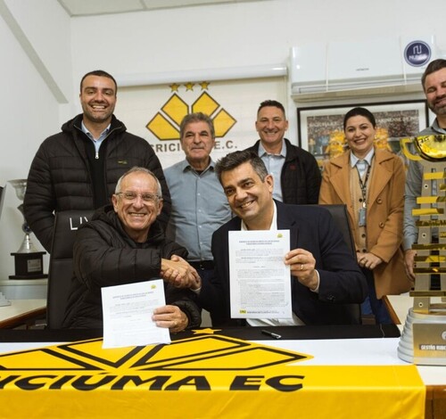 Criciúma fecha primeiro Naming Rights de portão do Estádio Heriberto Hülse