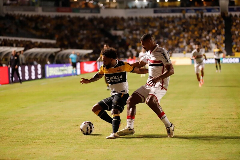 Botafogo (SP) x Criciúma AO VIVO: onde assistir, horário e escalações do jogo pela Série B