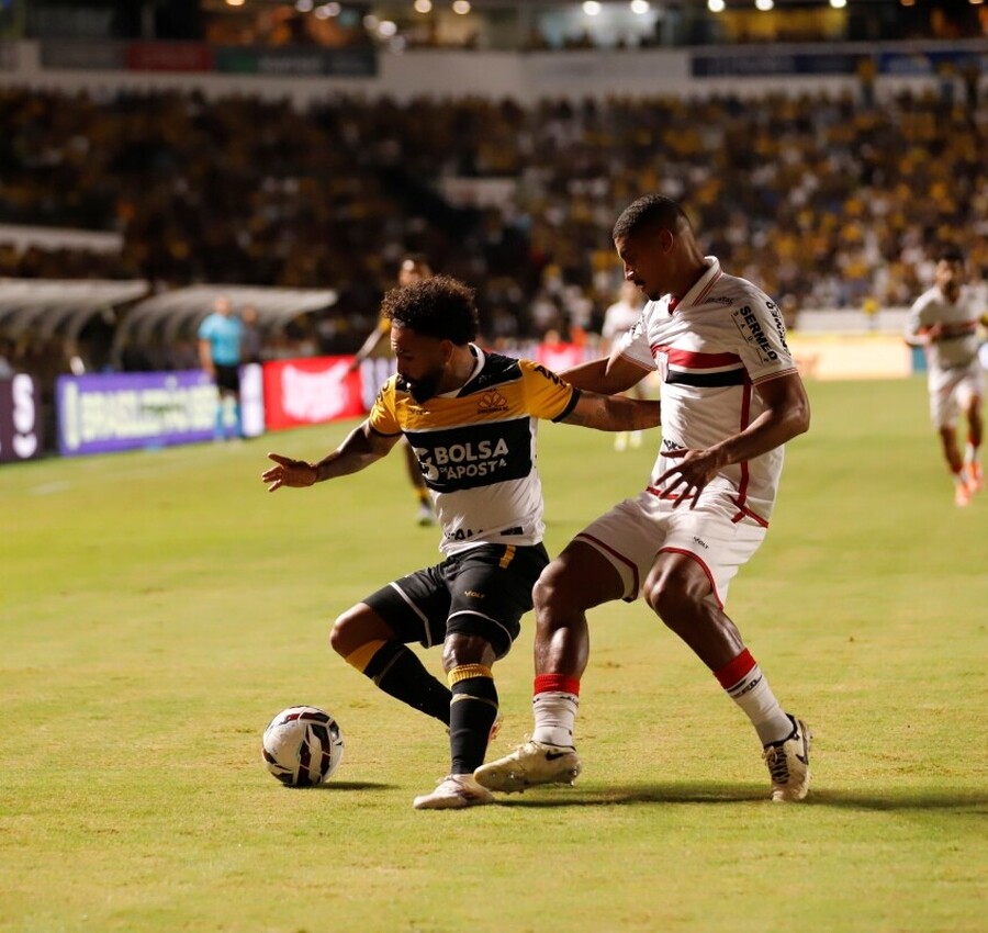 Botafogo (SP) x Criciúma AO VIVO: onde assistir, horário e escalações do jogo pela Série B