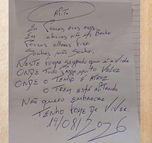 Poesia diária: ''Apito'' reflete sobre a passagem do tempo e a vontade de viver