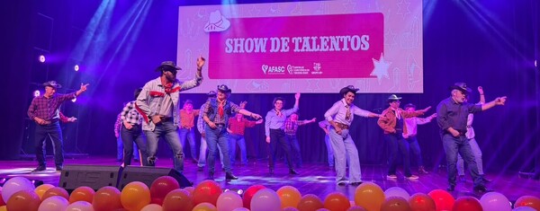 Show de Talentos da Afasc reúne 800 idosos em tarde de apresentações em Criciúma