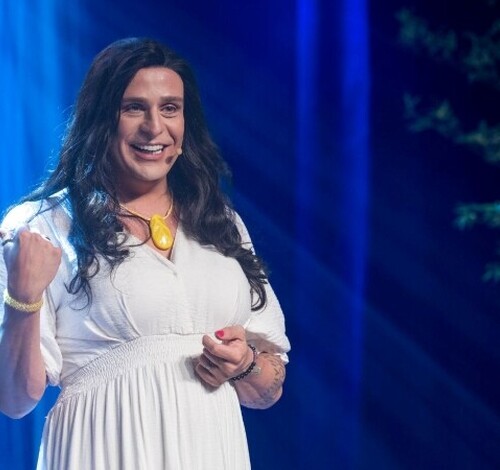 Dra. Rosângela volta a Criciúma com espetáculo ''Como Ser Tóxica e Influenciar Pessoas''