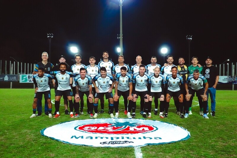 Mampituba celebra campeões e destaques do futebol suíço