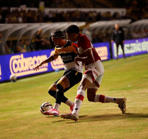CRB x Criciúma ao vivo no YouTube: onde assistir ao jogo pela Série B do Brasileiro hoje