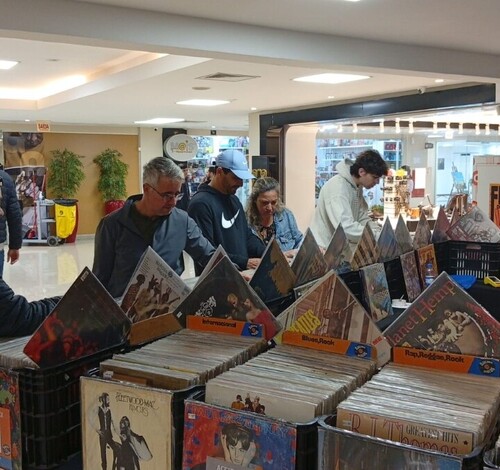 Shopping Della promove Feira de Vinil e Colecionismo