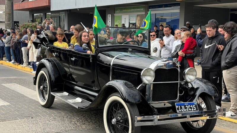 Morro da Fumaça: confira imagens do Desfile Cívico em celebração à Independência do Brasil 