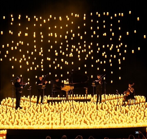 Starlight apresenta clássicos do rock à luz de velas em Criciúma